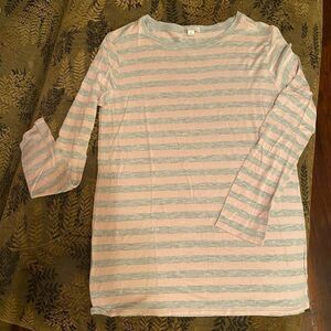 Gap long sleeve t-shirt - size S